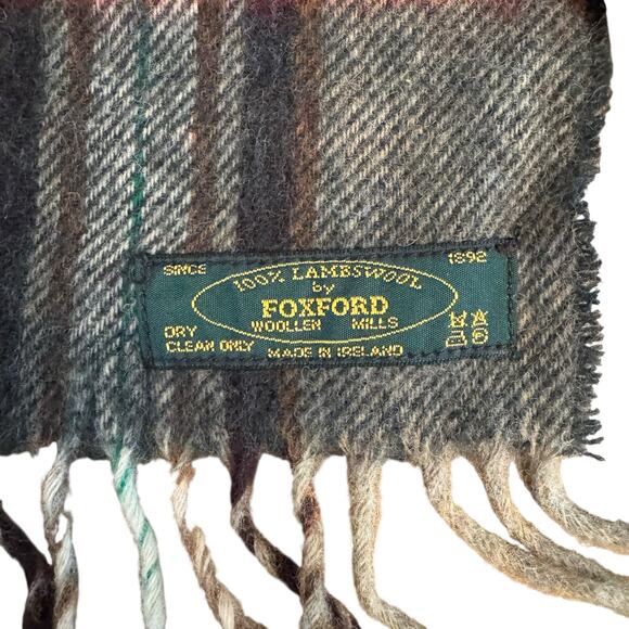 Vintage Foxford Woolen Mills Made in Ireland Gray 100% Lambs Wool Fringe Scarf - Picture 5 of 5